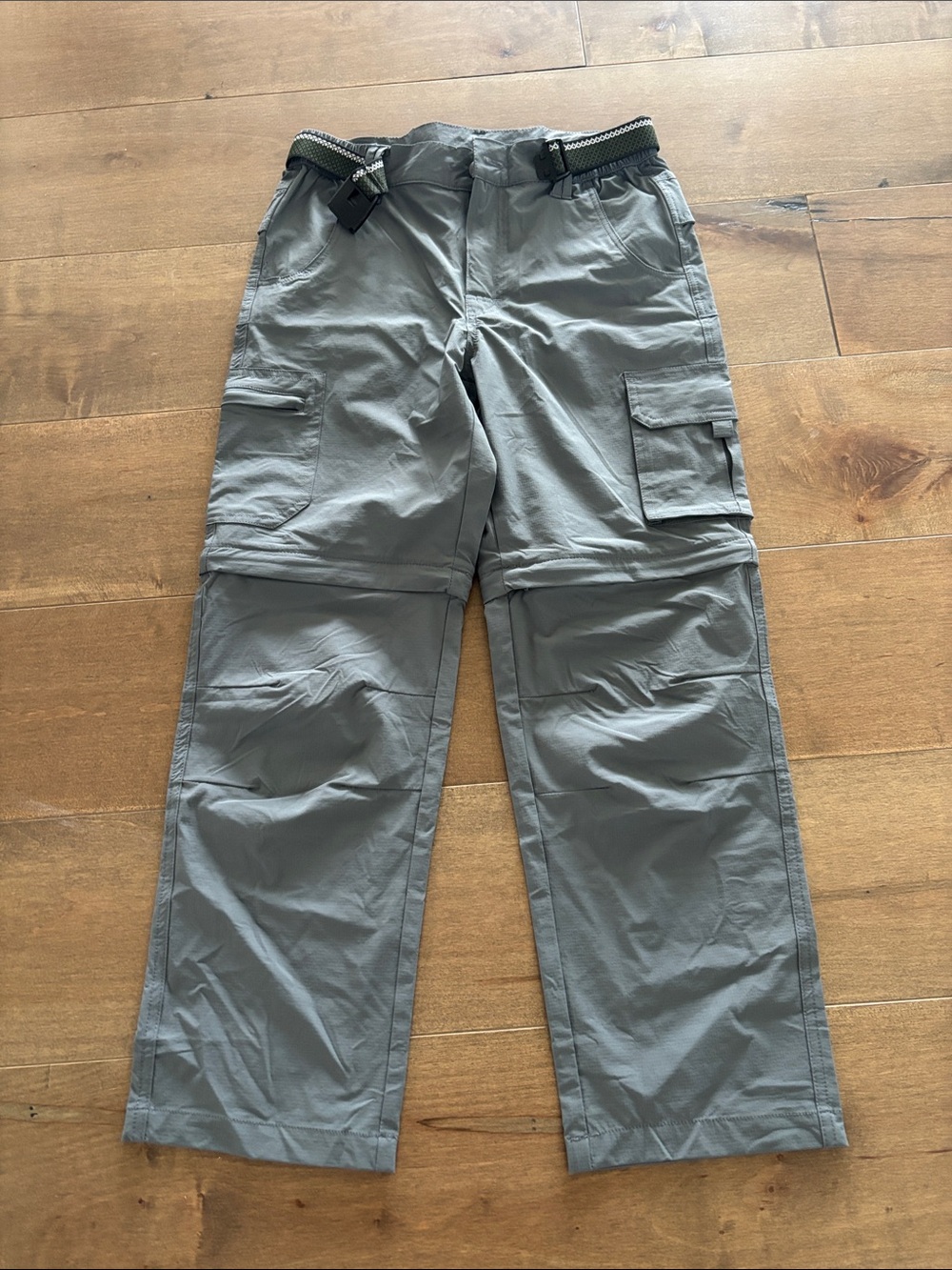 Youth Convertible Cargo Pants in Gray, size L